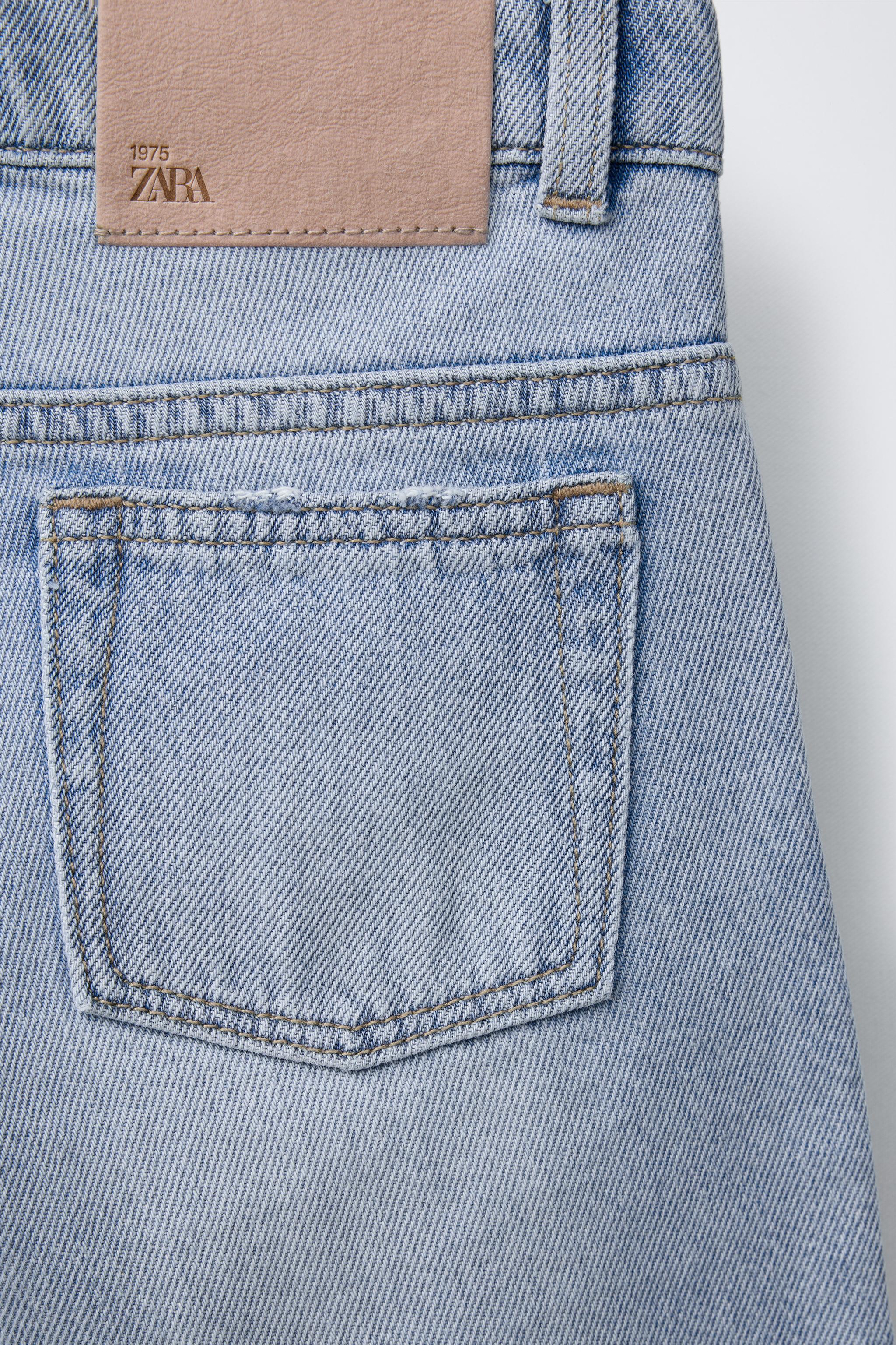 BERMUDA EN DENIM STRAIGHT FIT